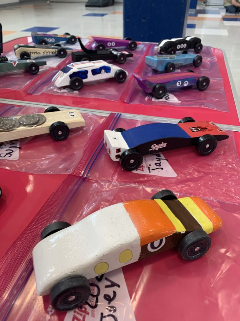 cub scouts' pinewood derby cars
